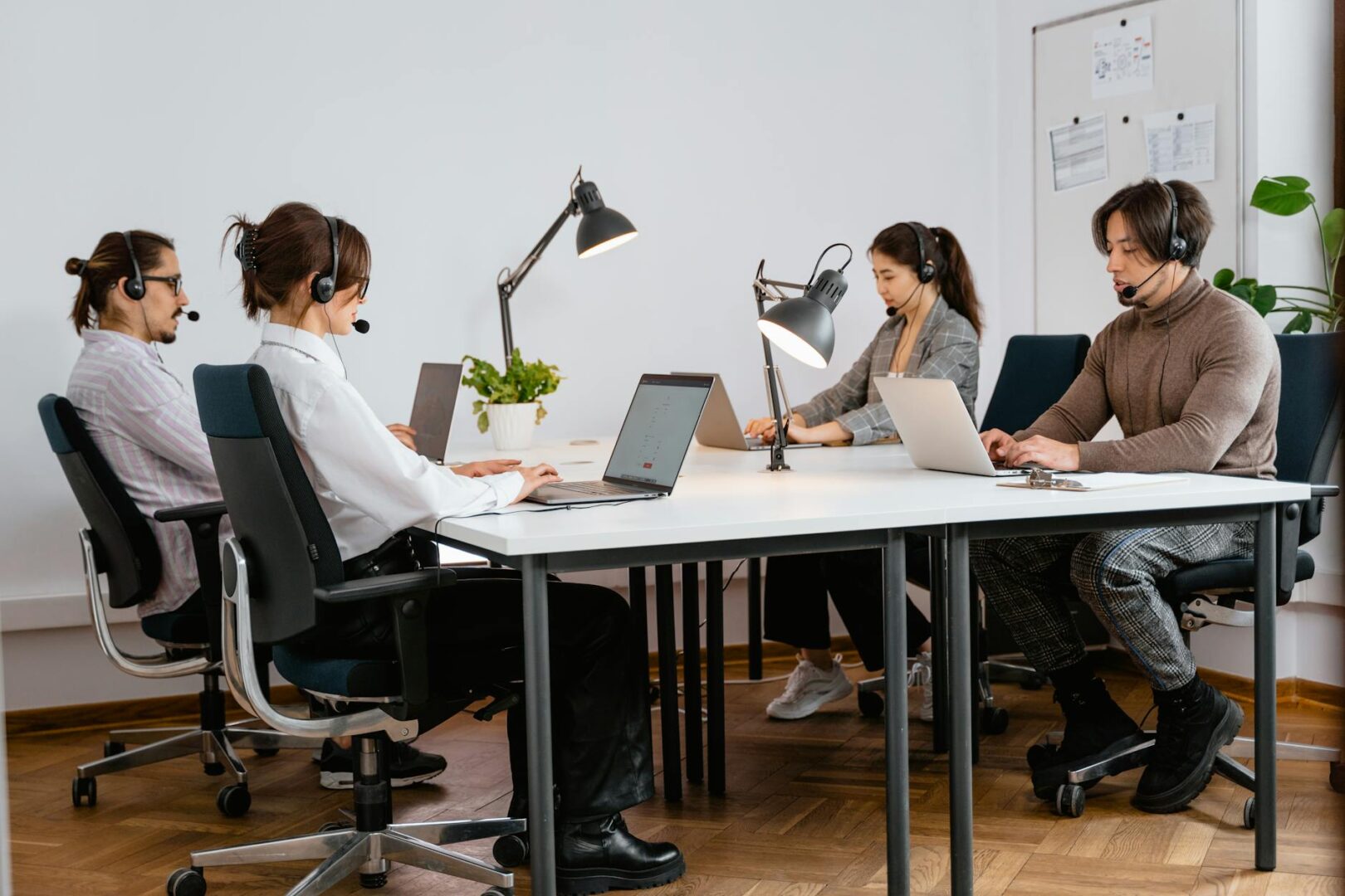 agentes de IA en empresas conectando sistemas y procesos
